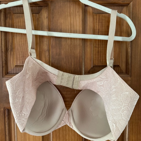 Bali 3235 Bra Tan Back Smoothing Underwire Full Coverage Concealer Petals 38D - Picture 4 of 4